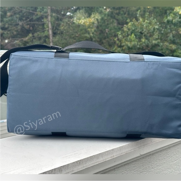 Coach travel bag/ Weekender bag / duffle/ gym bag - Picture 6 of 7